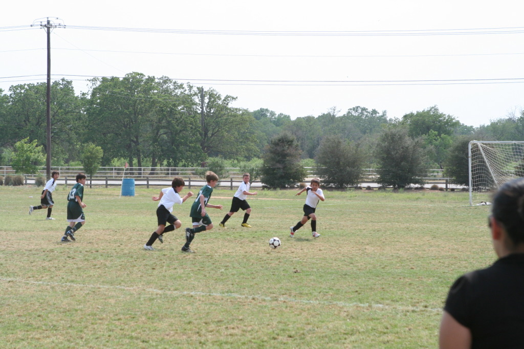 2011/04(April)/soccer/1024x768_2011-04-30-Soccer Tournament-170.JPG